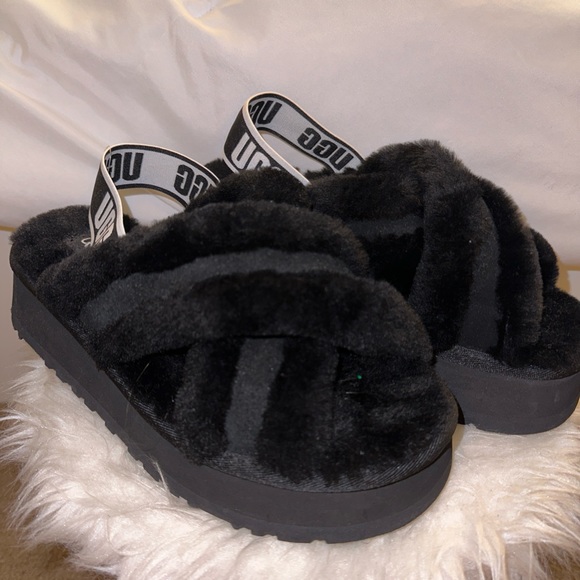 NEW Ugg Disco Cross Slide - Picture 2 of 5